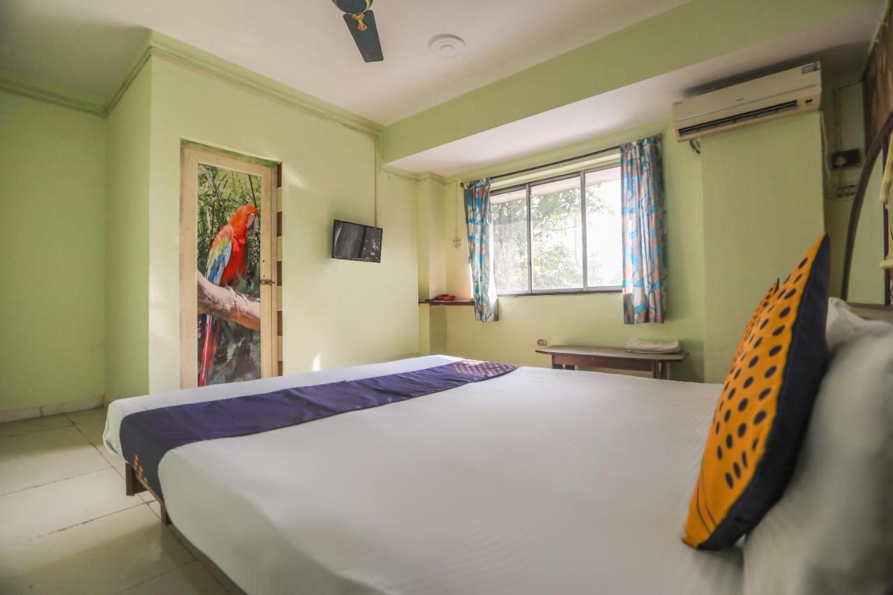 Spot On 10470 Hollywood Joka Hotel Bhasa Exterior photo