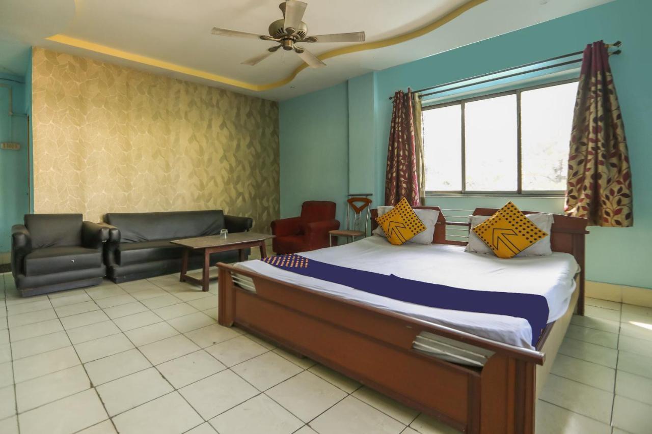 Spot On 10470 Hollywood Joka Hotel Bhasa Exterior photo