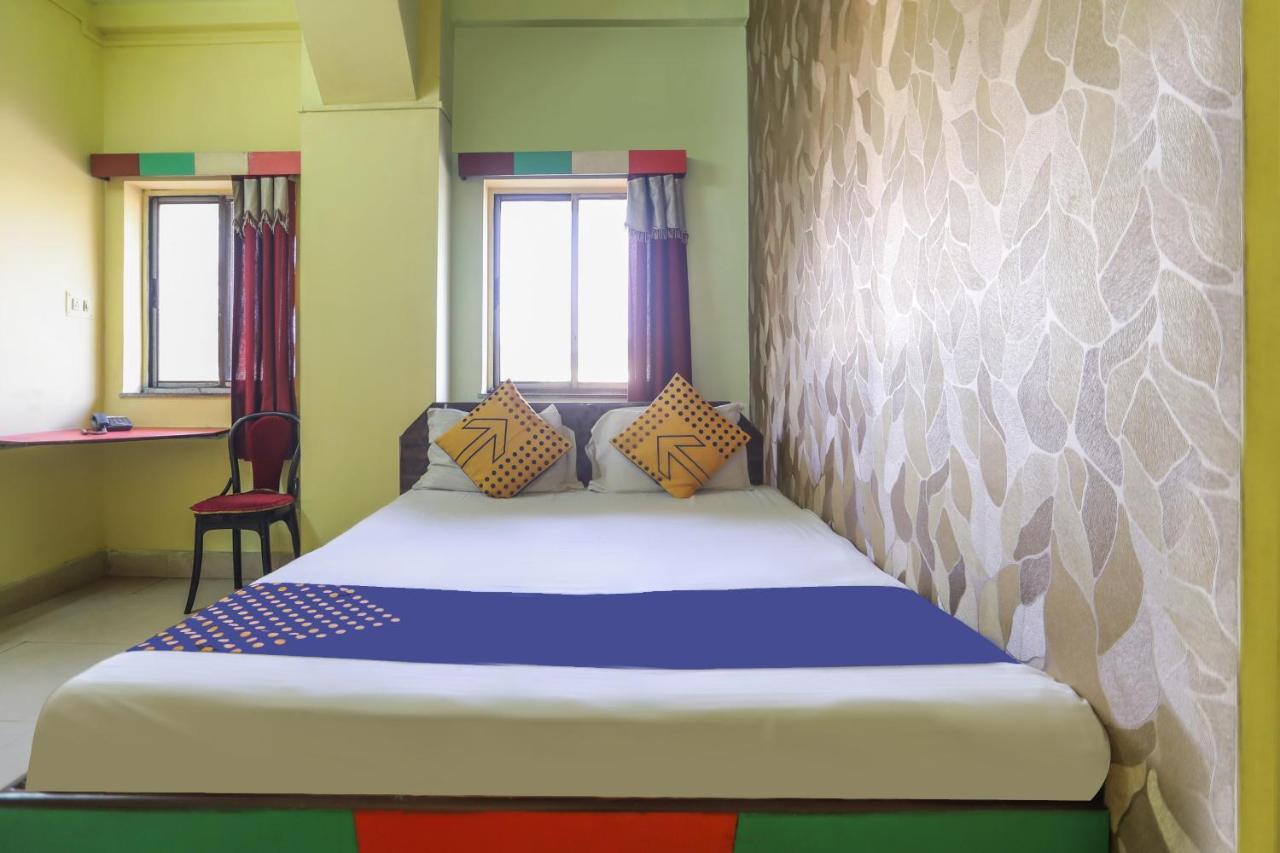 Spot On 10470 Hollywood Joka Hotel Bhasa Exterior photo