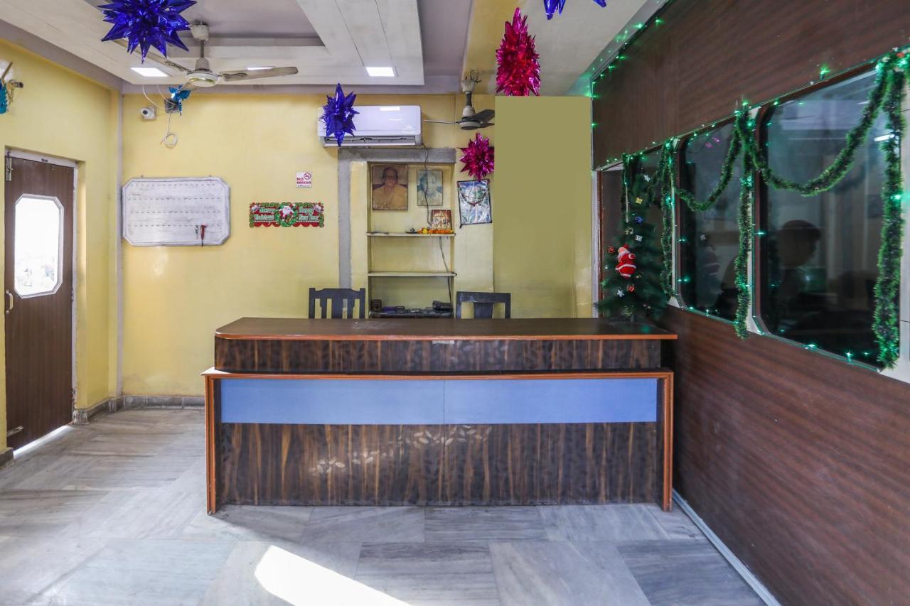 Spot On 10470 Hollywood Joka Hotel Bhasa Exterior photo